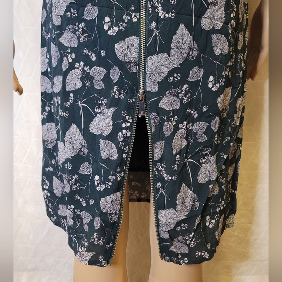 Whistles Green Leafy Prints Midi Dress with Zipped Back - Picture 8 of 10